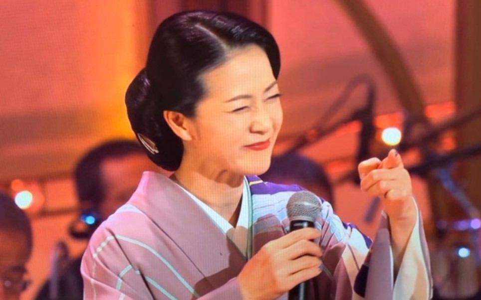 坂本冬美—30周年演唱会《アジアの海賊》