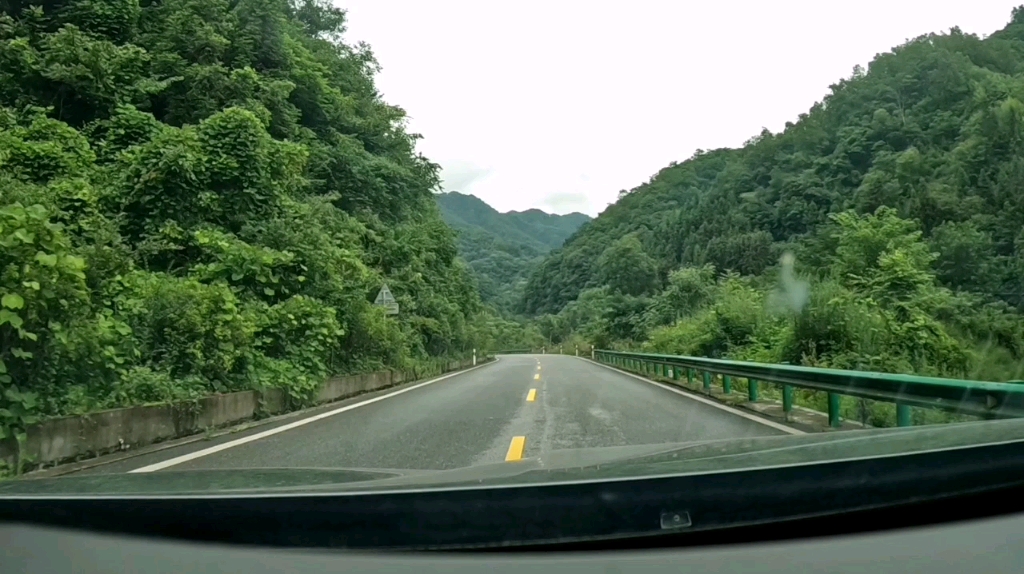 自驾穿越太洋公路,唯美的古镇,崎岖的山路,世外的桃源!