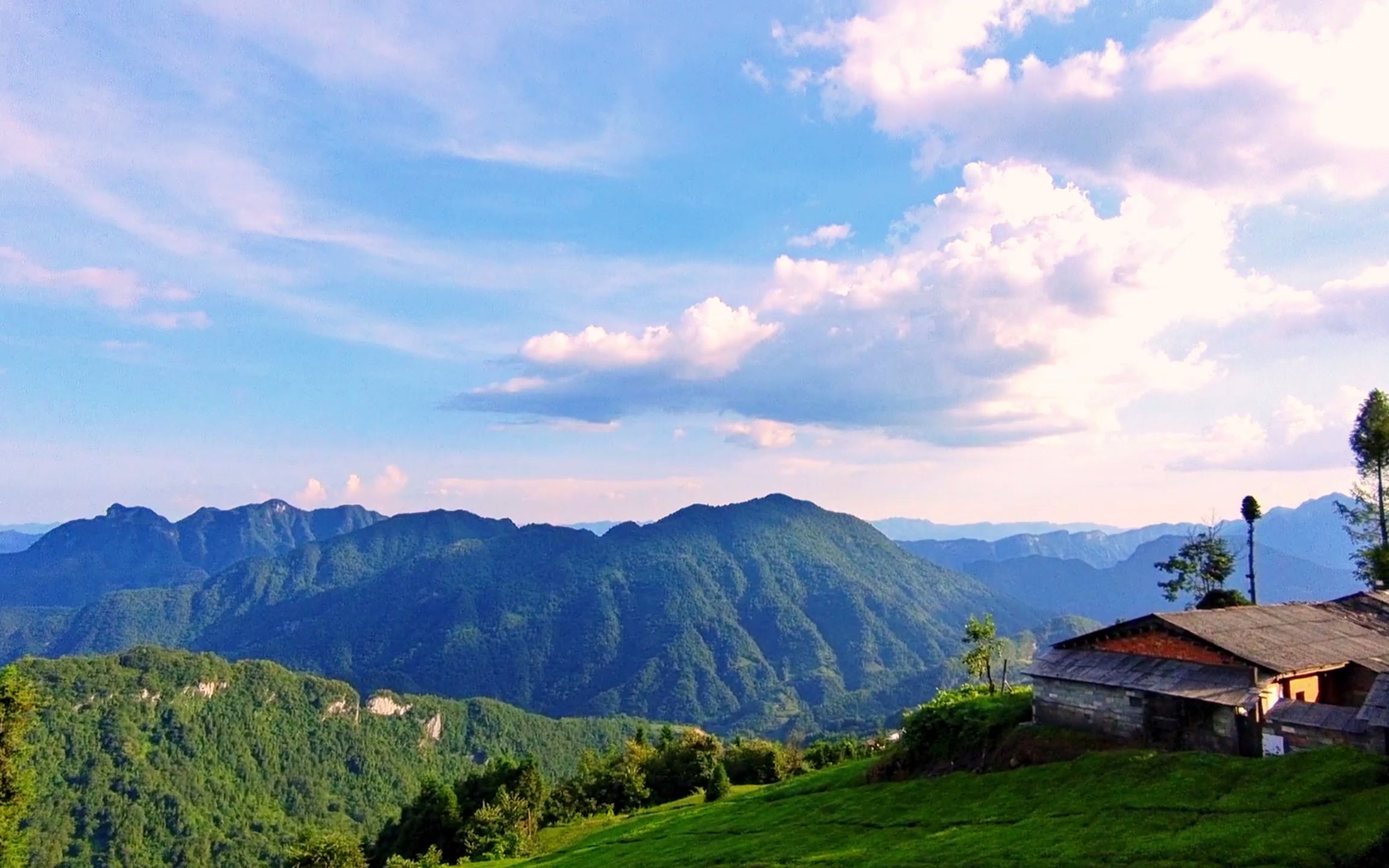 [图]东方小瑞士。湖南东山峰。。。登上山顶看美景，享受大自然的美，这个夏天我在东山峰等你。