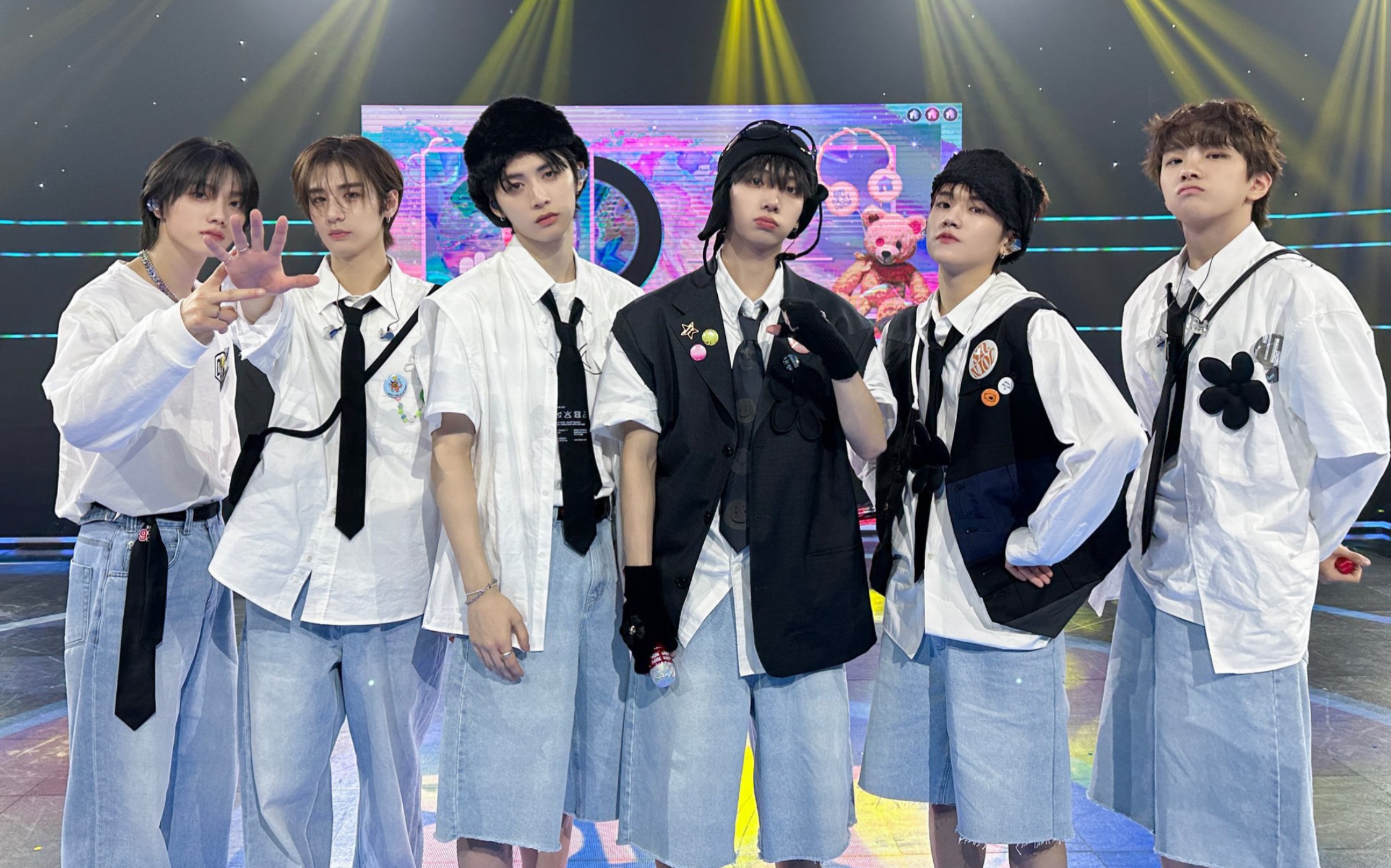 【boynextdoor】男高妆造太萌了!元气小甜歌abcdlove回归初舞台