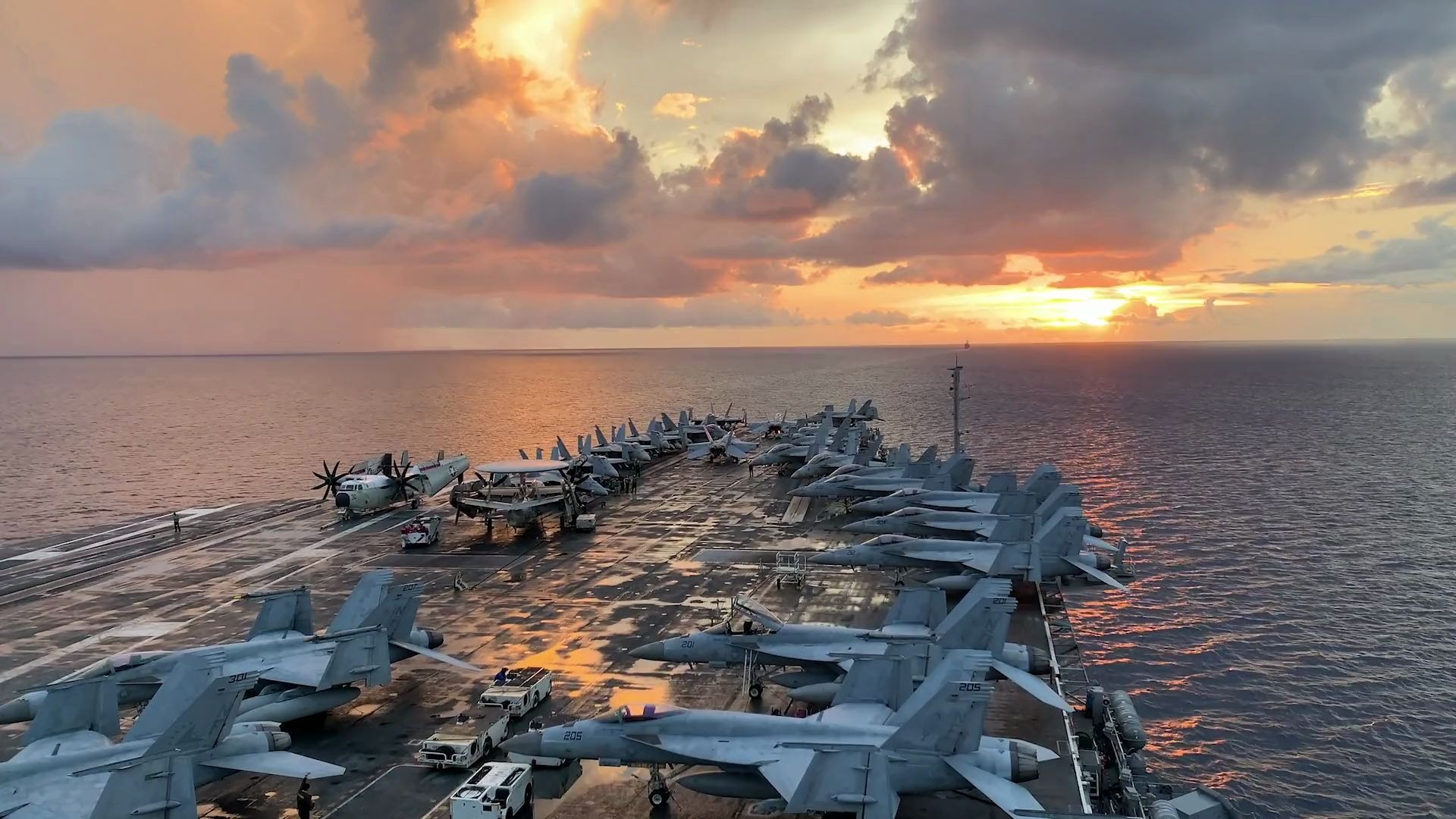 尼米兹号 里根号双航母战斗群演练_哔哩哔哩_bilibili