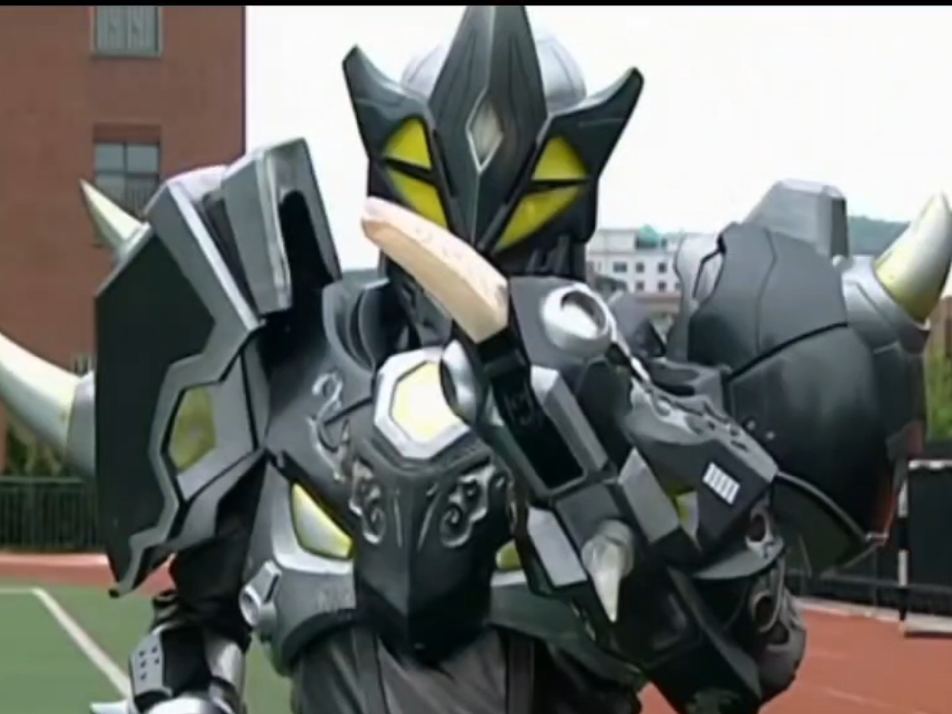 盘点tv黑犀铠甲总共使用了多少次水甲盾?