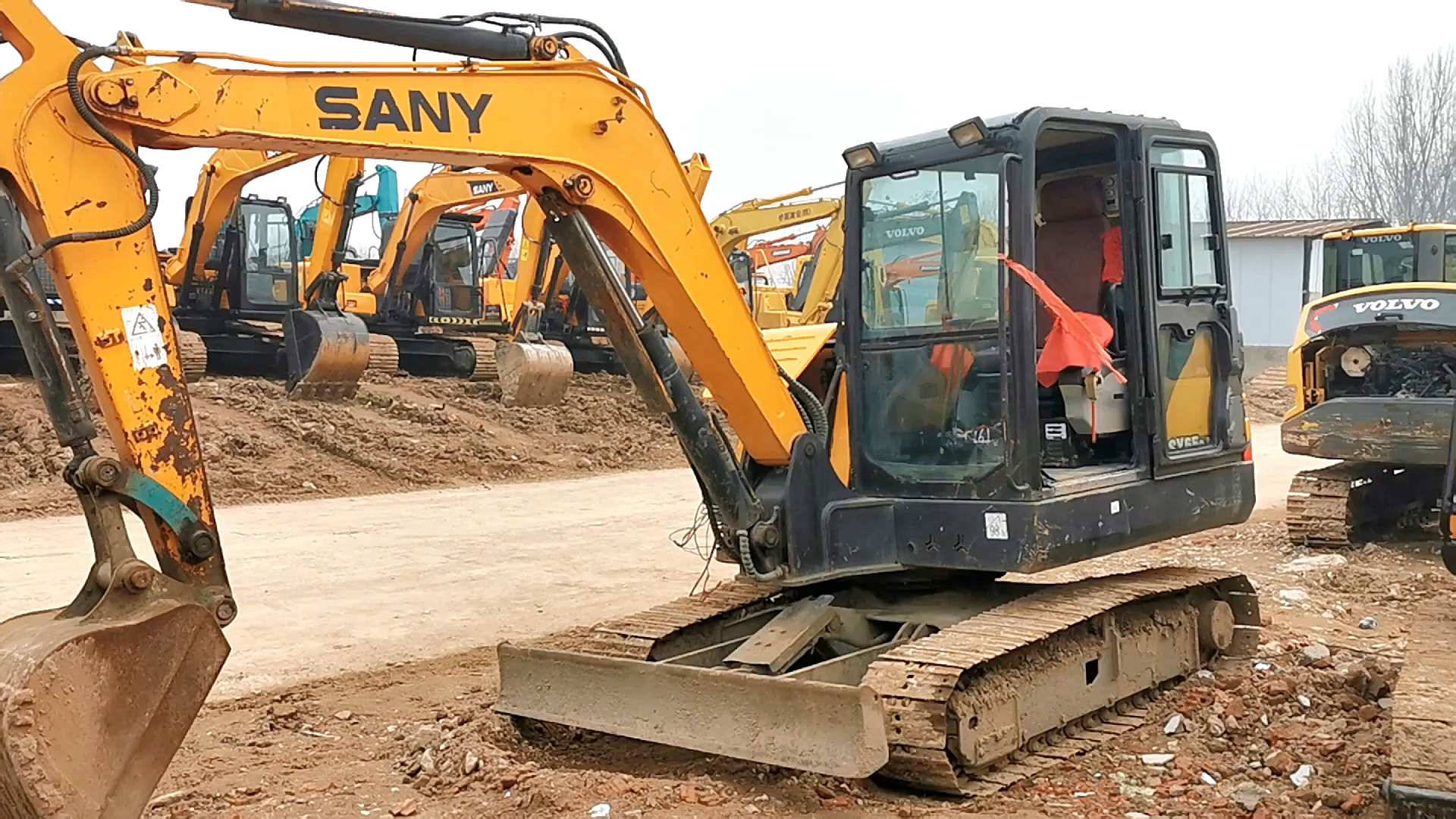 国产三一65c二手挖掘机,0.4方的斗容量,6吨级的小挖如何?