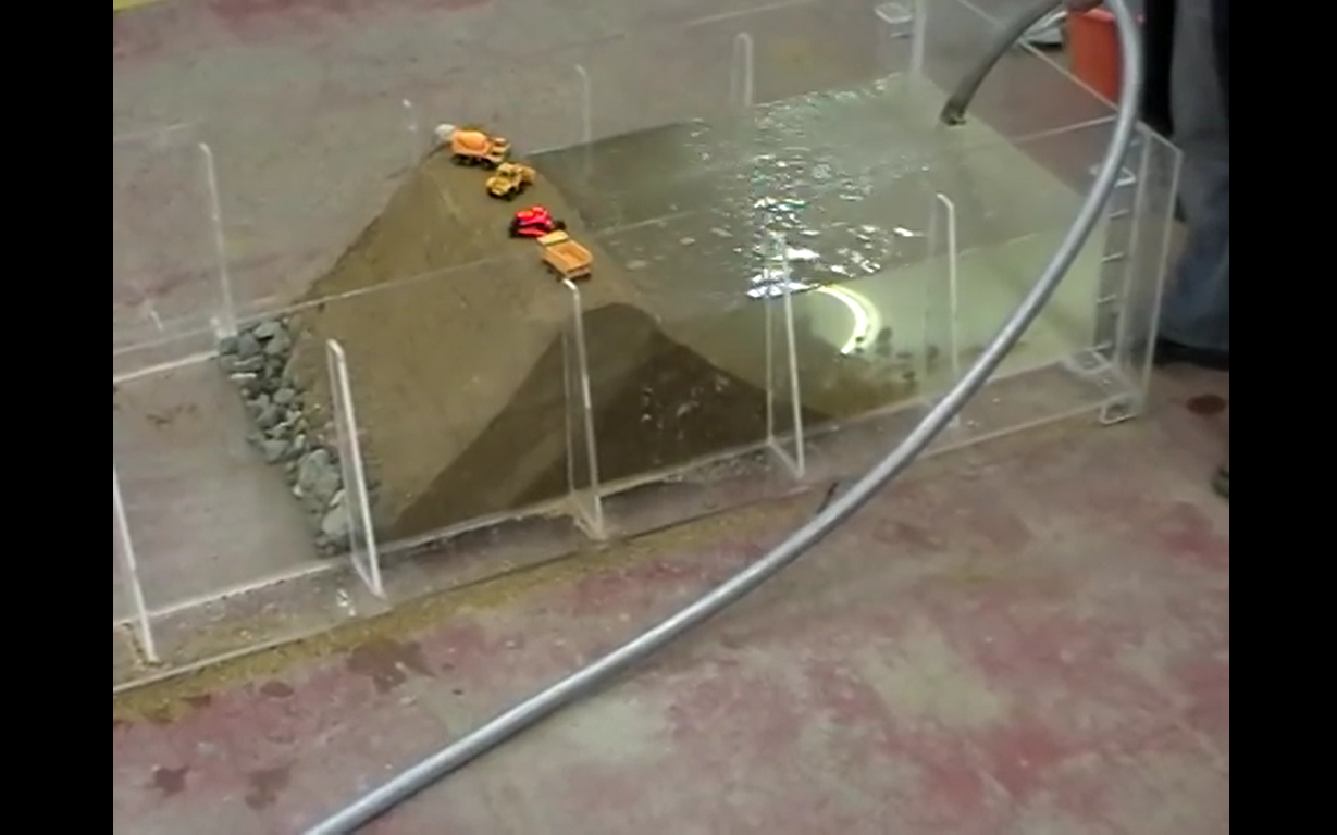 【水利工程】土石坝模型溃坝全过程演示.