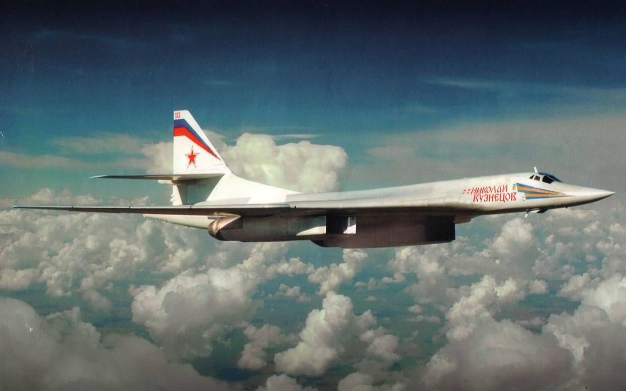 tu160海盗旗战略轰炸机
