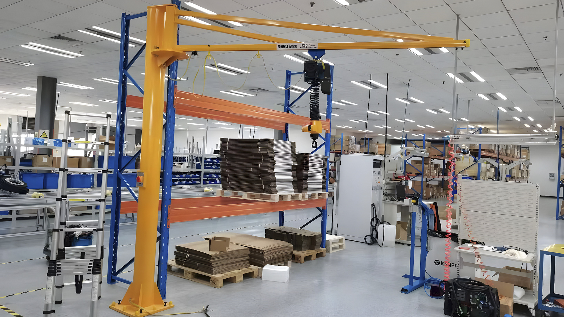 kbk悬臂吊起重机,自由旋转大覆盖,它的神奇在哪?