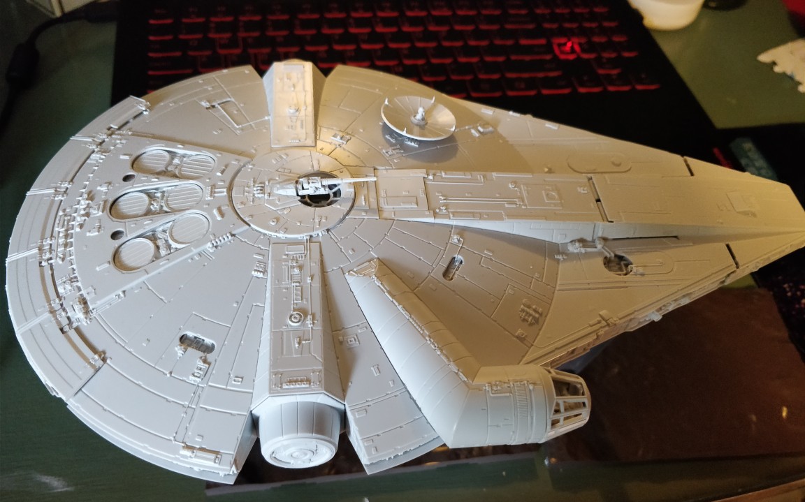 星球大战千年隼拼装过程
