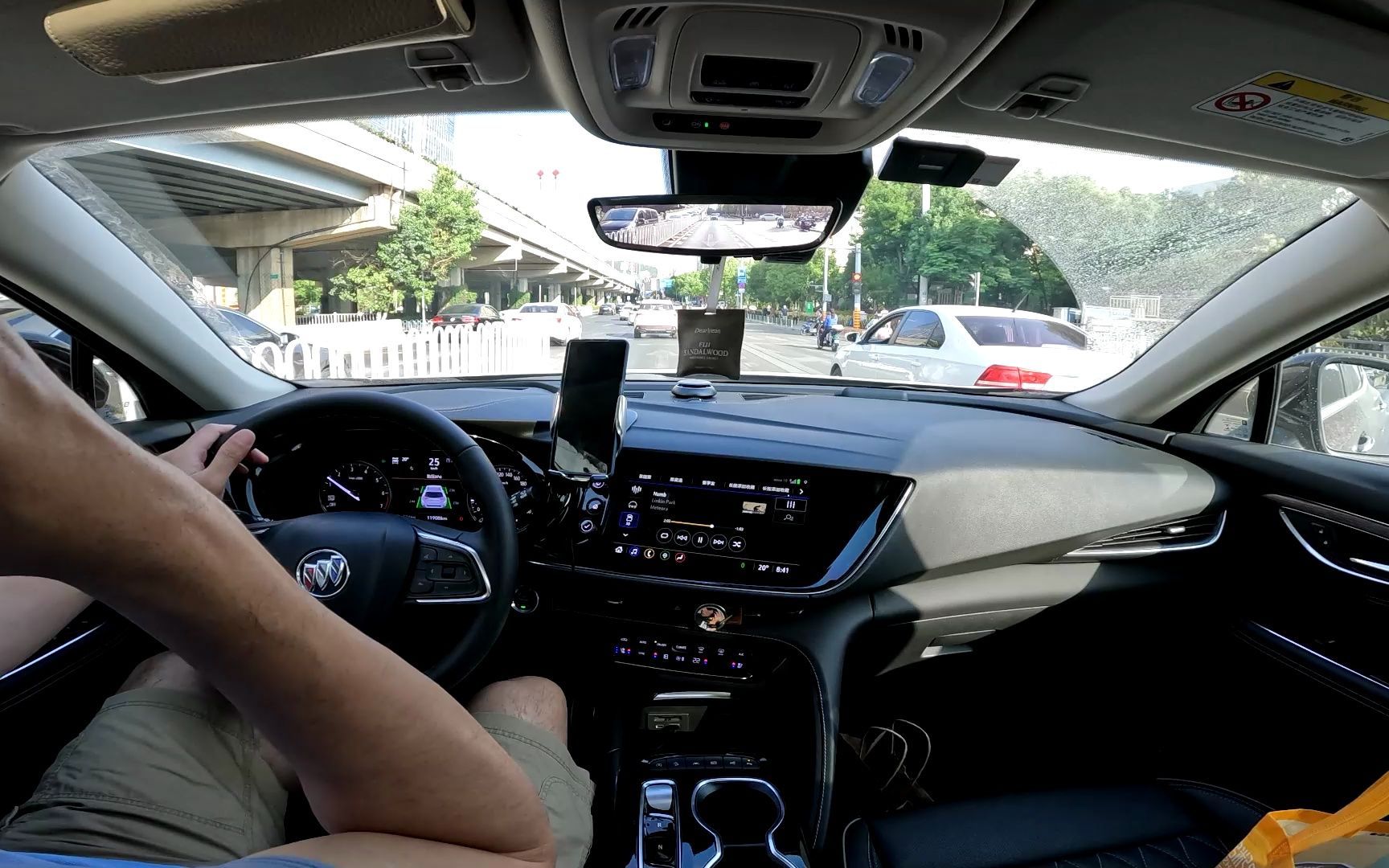 【蜗牛】(车内视角)五一前唯一的休息日,和昂科威s一起悲催加班