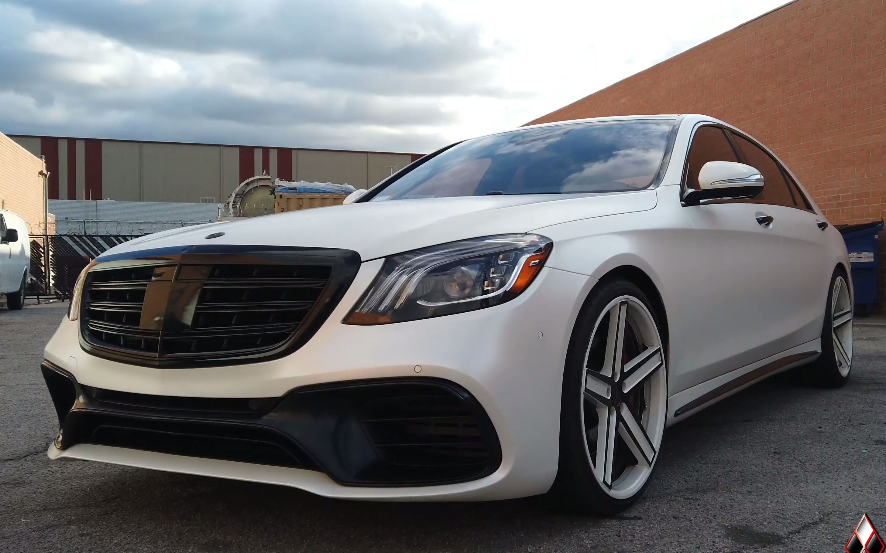 奔驰 w222 s级 s550 前期型改s65后期型外观