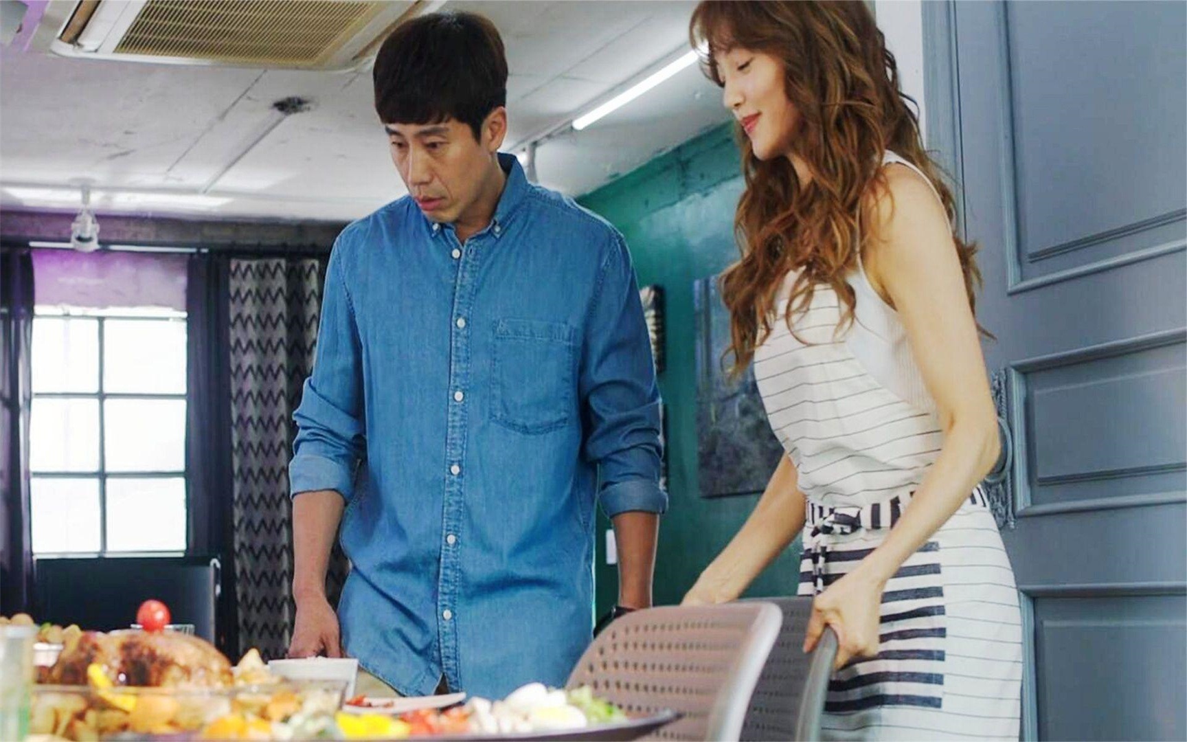 中年大叔小小举动拯救美女,竟被美女盯上,已婚男士慎看电影丨解说