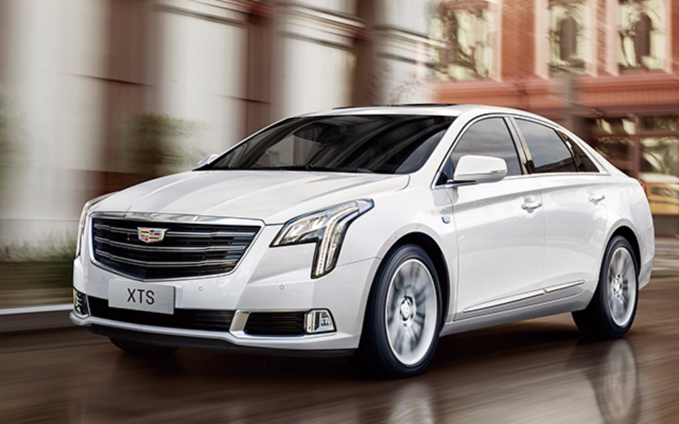 30万起售!凯迪拉克新xts上市:外形大变,l形尾灯炫酷!