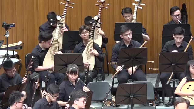 [图]【静山华乐团】民族管弦乐《新世纪音乐会序曲·金蛇狂舞》 作曲：唐建平 编曲：张大森 指挥：梁永顺