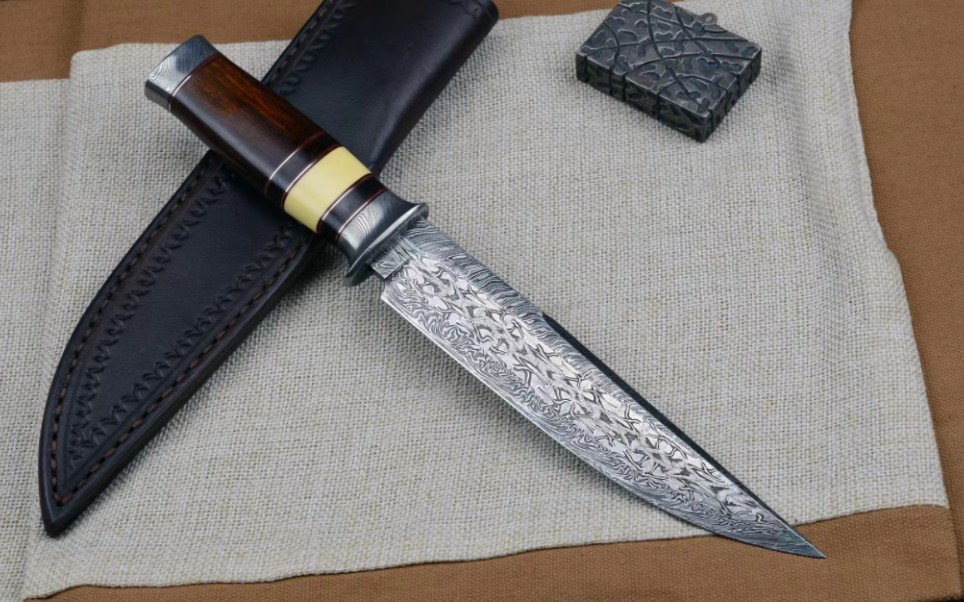 乌克兰刀匠格雷戈,手工锻造大马士革刀