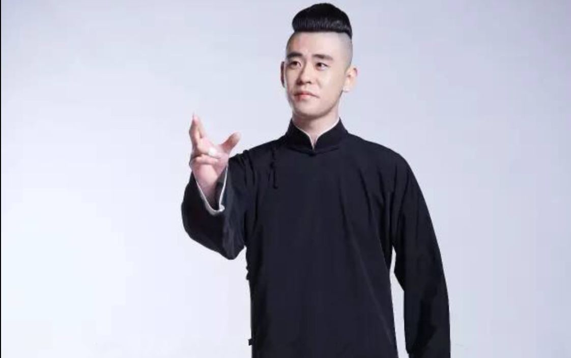 德云社张云雷小曲儿 歌曲#张云雷# 来自AT爱他