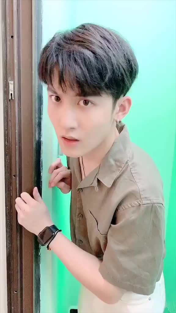 有些人,等没人在家的时候就会放飞自我……恋与三岁 恋与十四 vlog