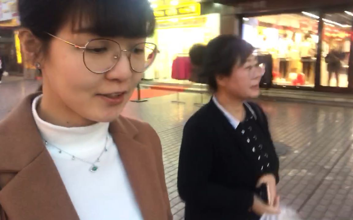 [图]#vlog 4#跟妈妈一起过周末丨小城市的电影院&KFC