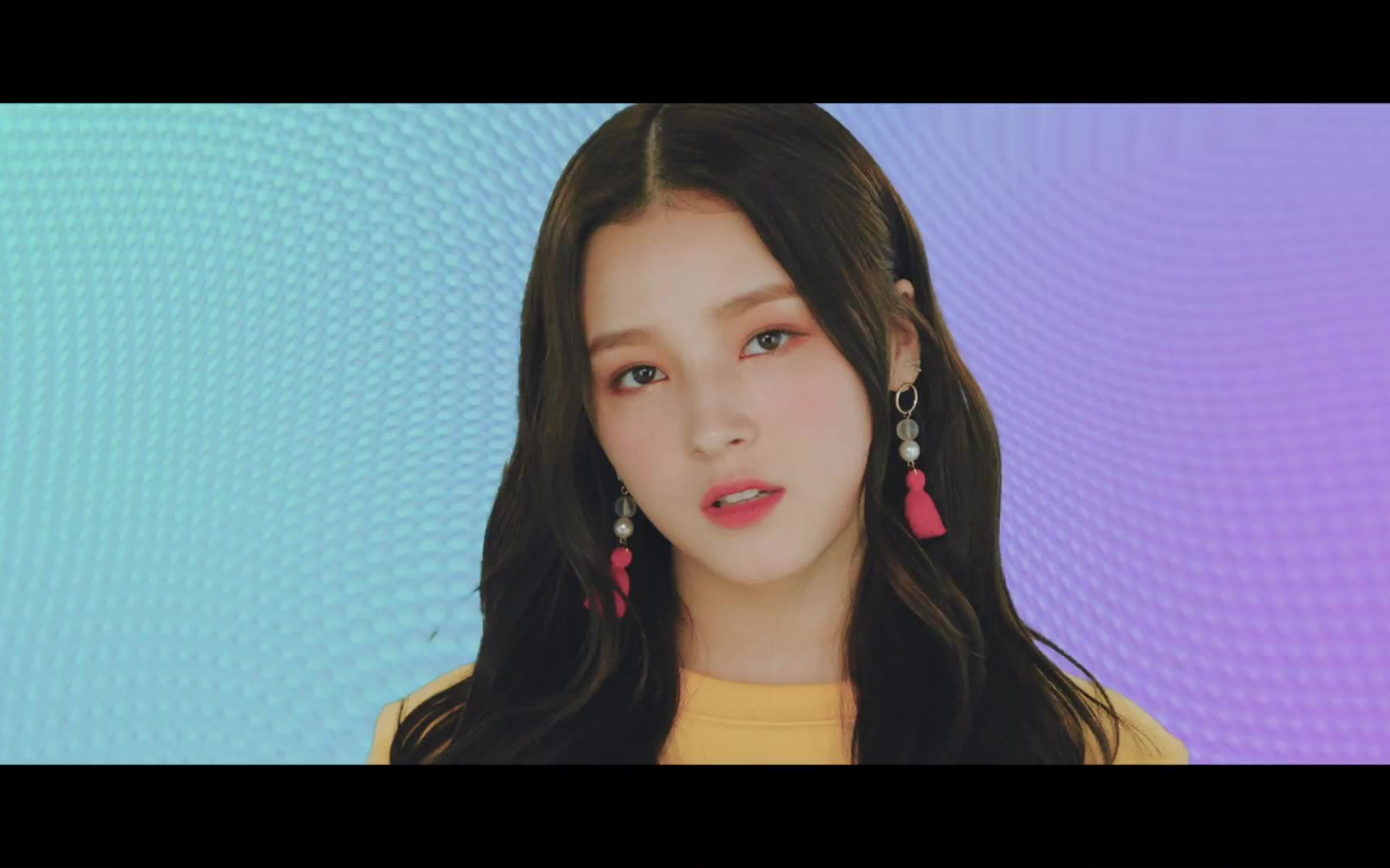 [图]MOMOLAND - BBoom BBoom - MV