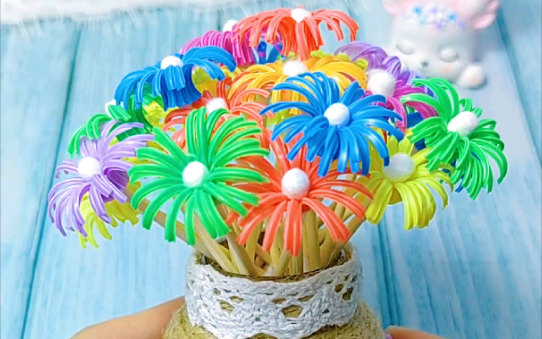 用吸管做好看的小花