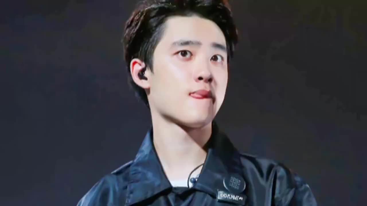 都敬秀10占5#exo #都暻秀 #边伯贤 #吴世勋 #直拍 @dou 小助手