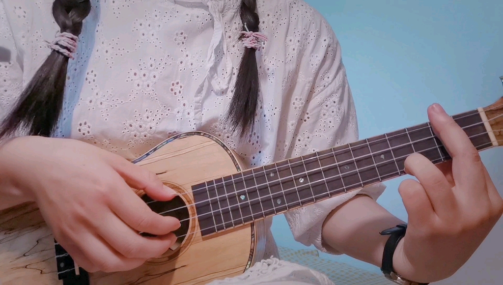 超治愈的尤克里里弹唱《lucky one》