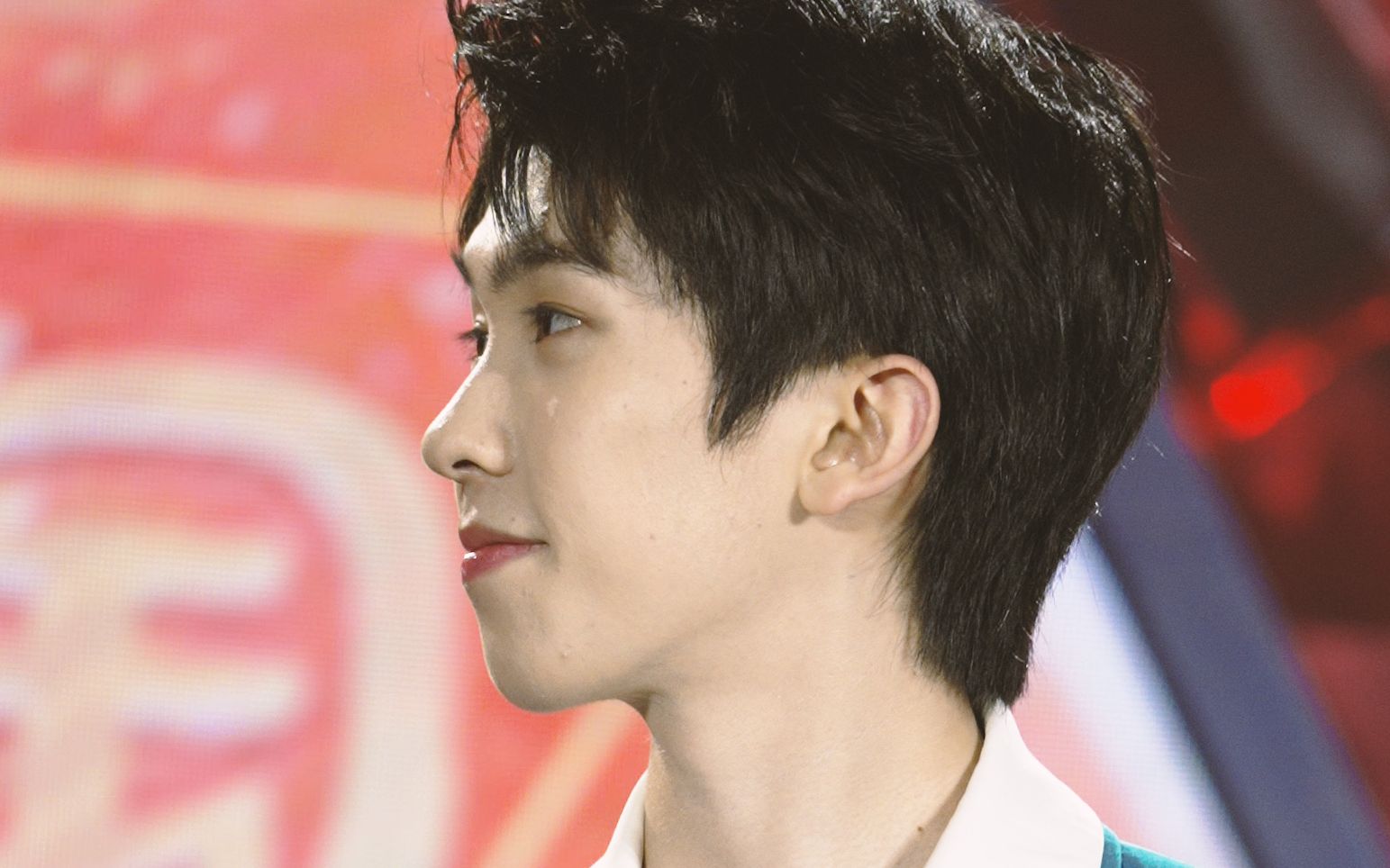 一首歌的时间带你回味719造物节的into1林墨