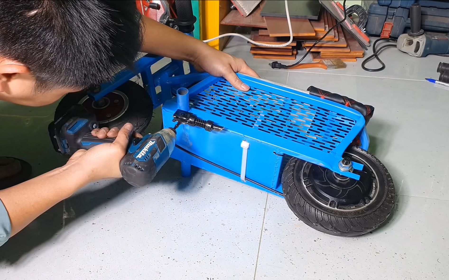 搬运diy电动自行车超迷你350w24vcreativechannel