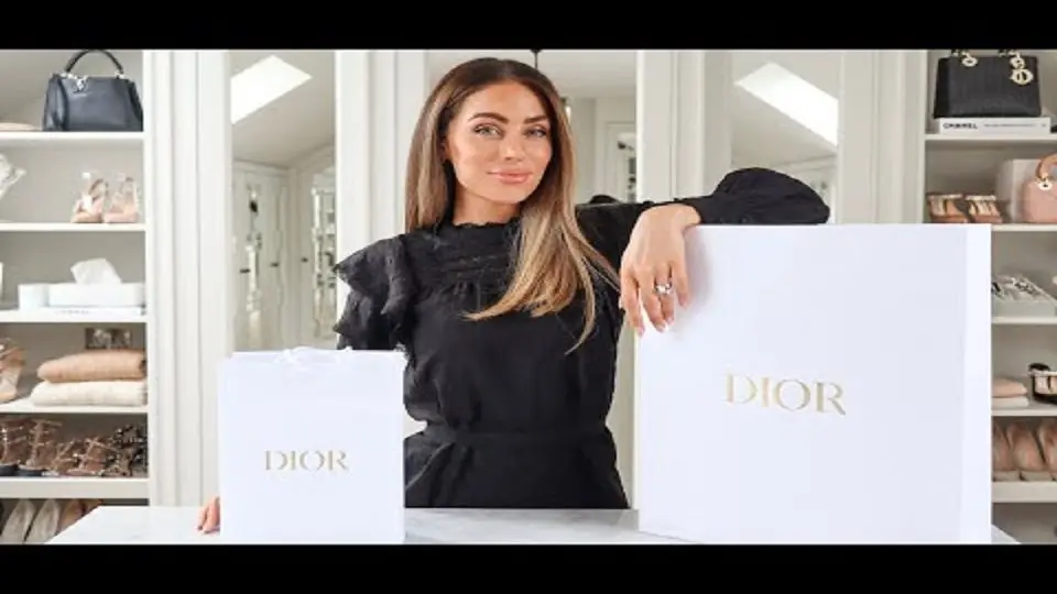 Lydia elise millen online dior bag