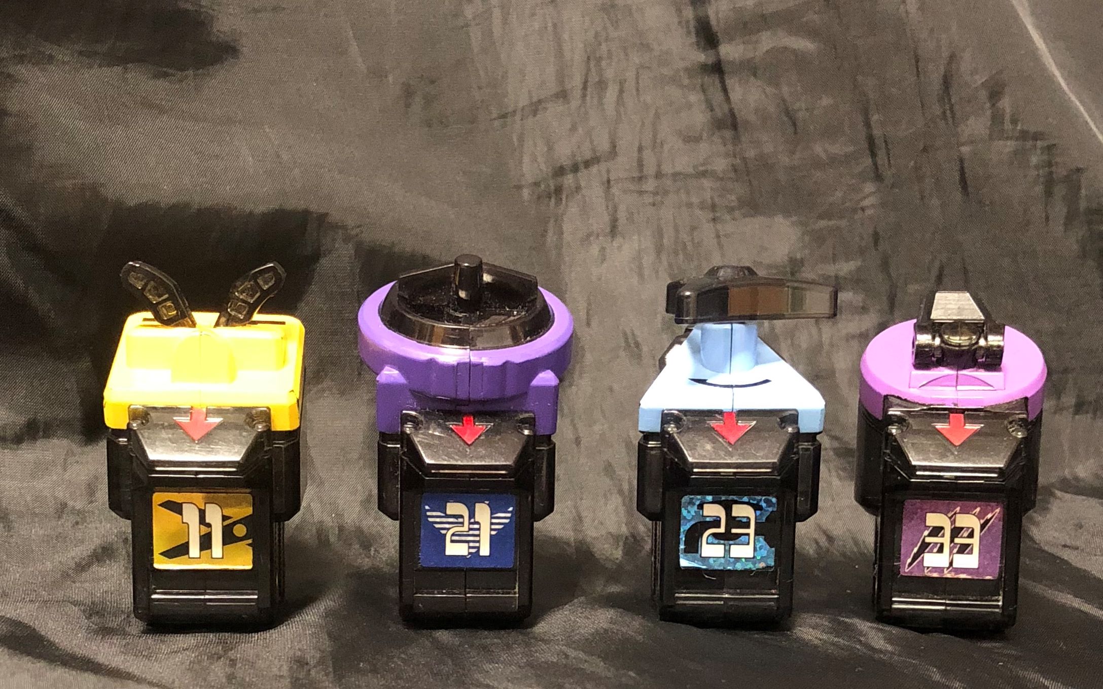 假面骑士fourze腰带 — 11,21,23,33号开关_哔哩哔哩 (゜-゜)つロ