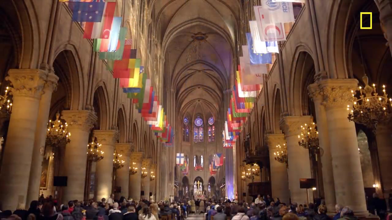 [图]【美国国家地理】与摩根弗里曼一起走进巴黎圣母院 Inside Notre Dame - The Story of God