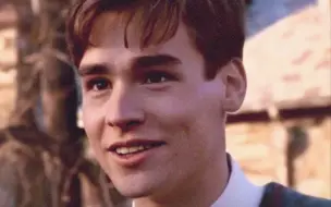 Descargar video: Robert Sean Leonard 最近入了他的坑了！！！