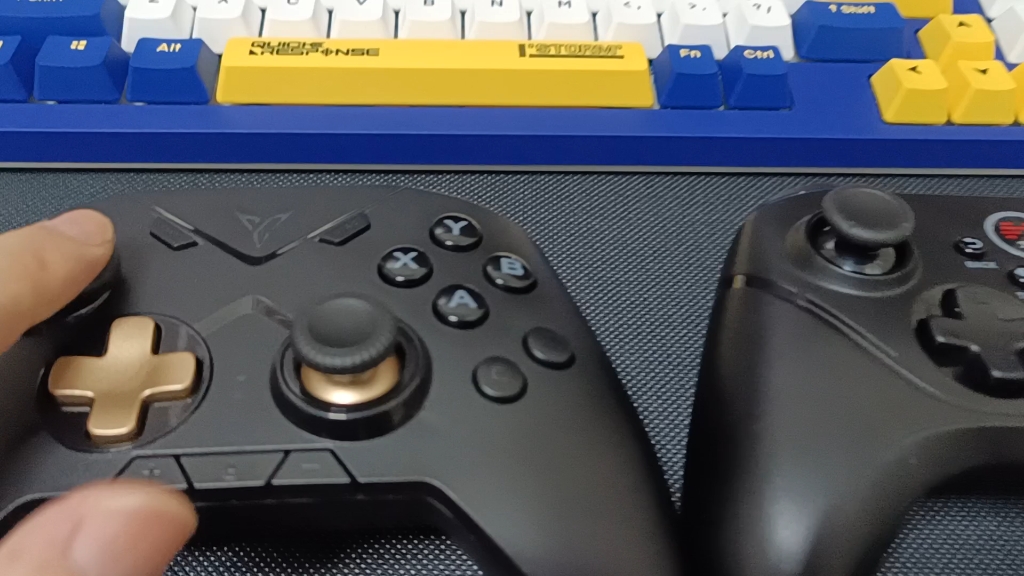 北通阿修罗2pro对比飞智黑武士2pro