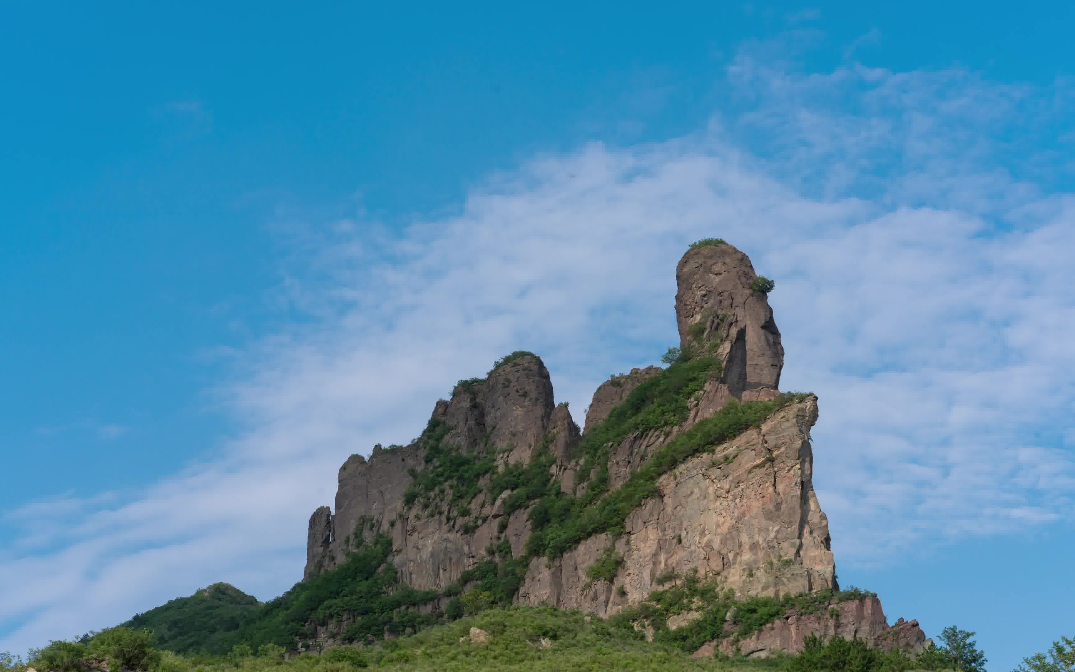 徒步承德近郊鸡冠山 看到了不一样的风景