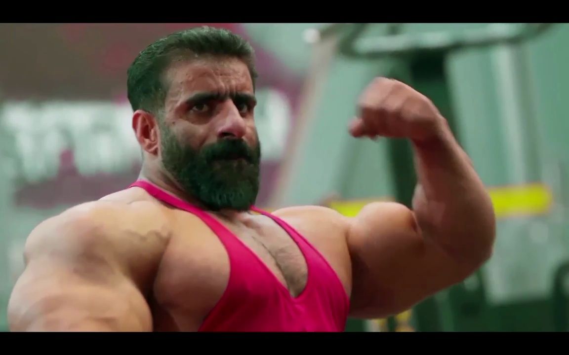 波斯狼hadi coopan的壮硕臂膀