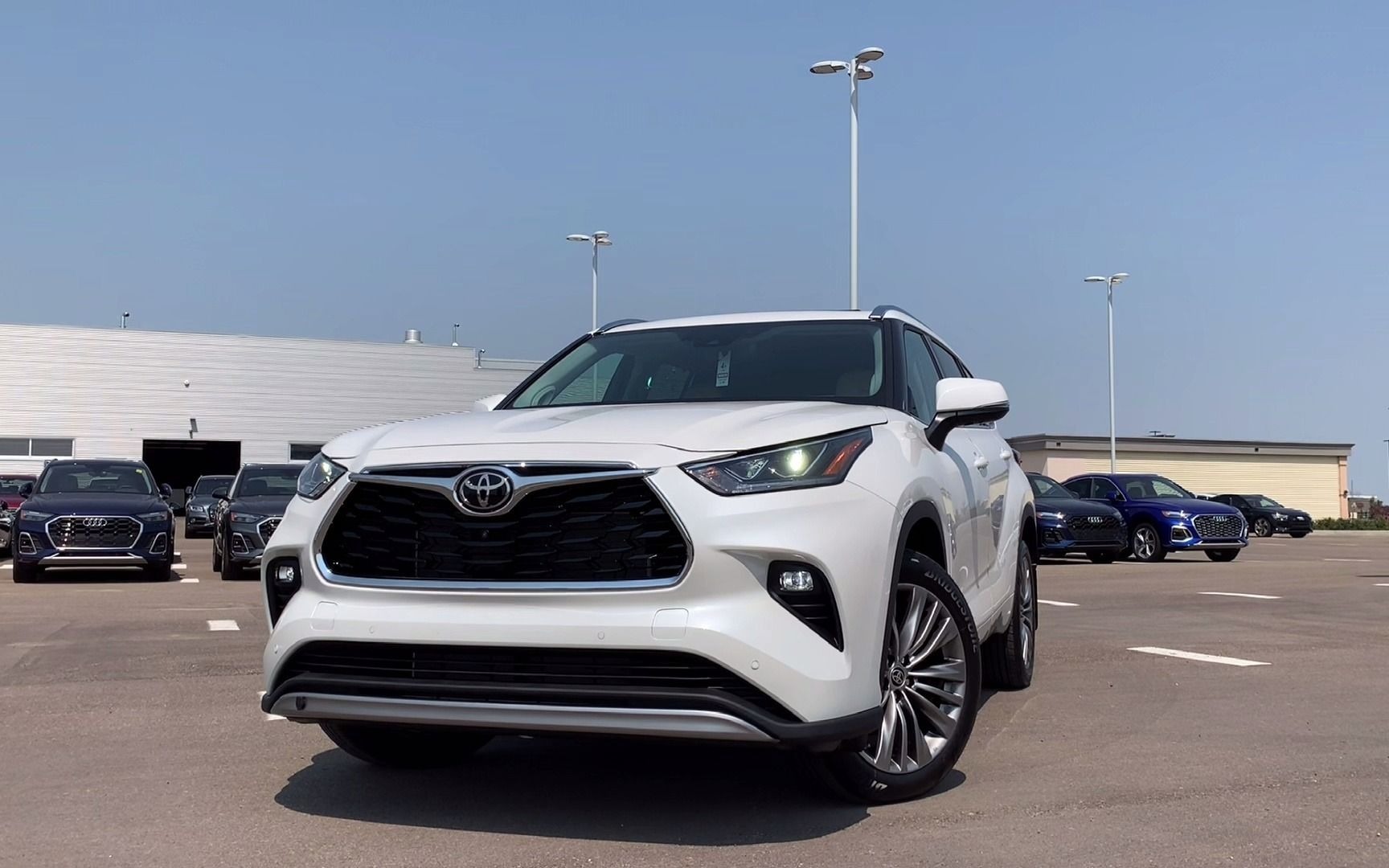 首测2022款全新丰田汉兰达—有车uauto