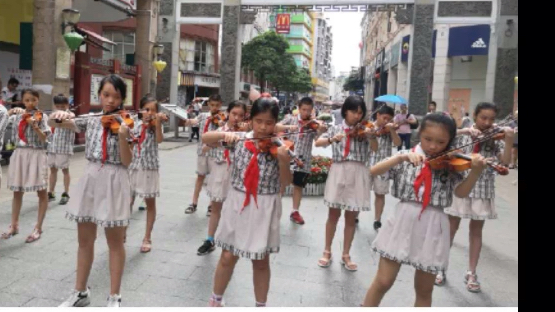 广西梧州市北环路小学“手拉手”活动开始啦哔哩哔哩bilibili