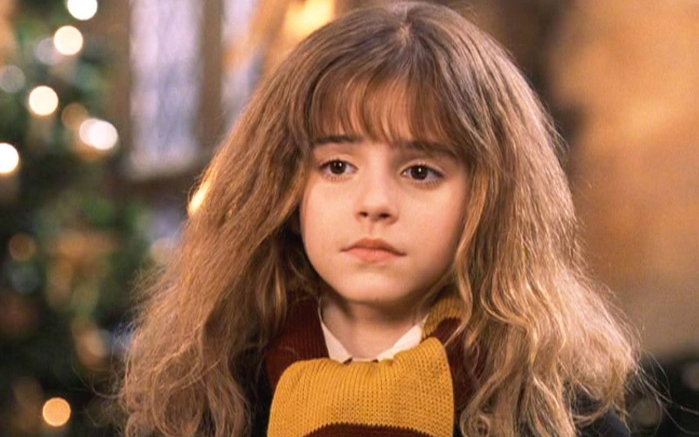 从小美到大,陪哈利波特一同长大,5分钟见证赫敏10年成长史.