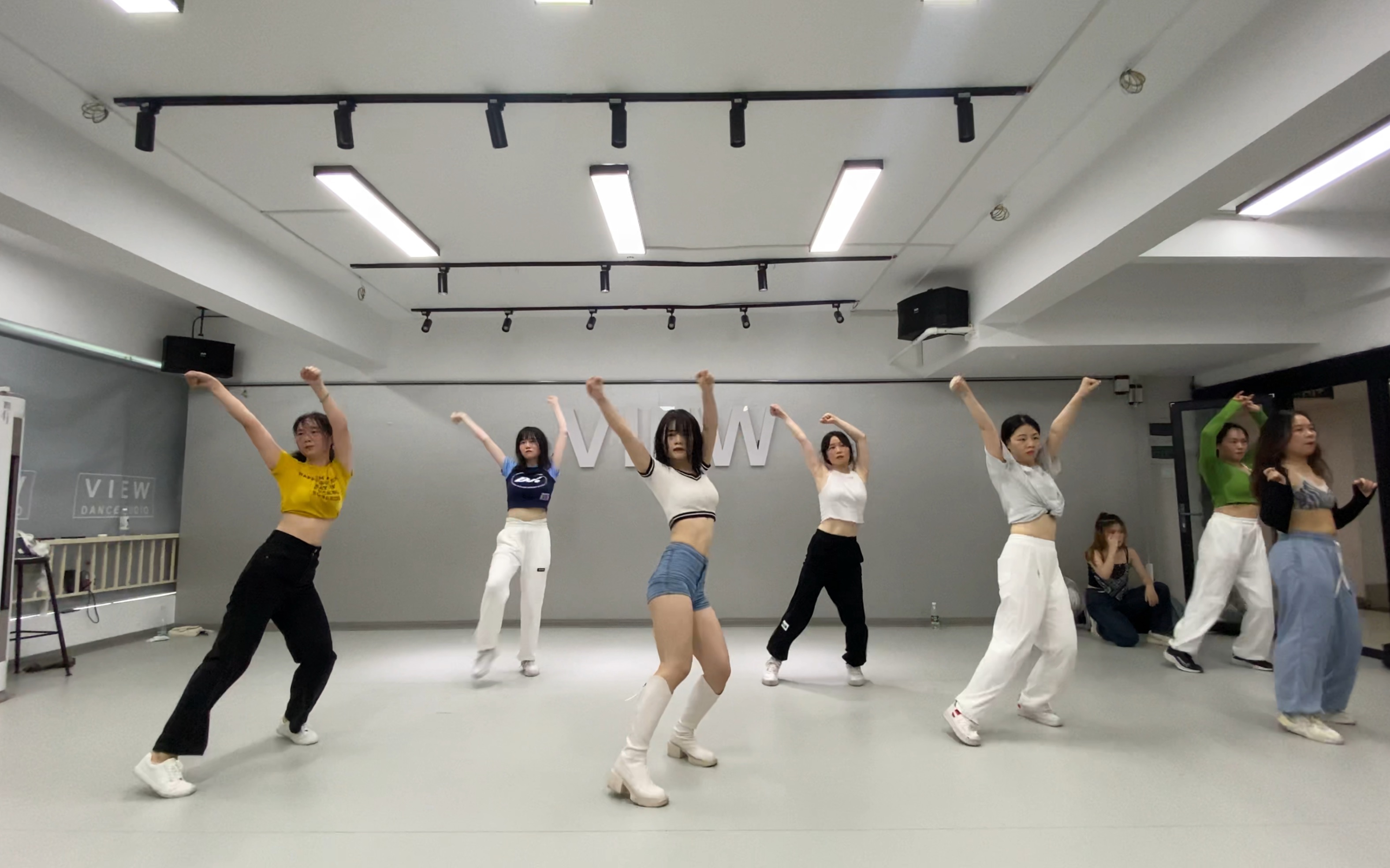 时代的眼泪 翻跳rumor produce 48 晓雨老师的课堂浅c一下_哔哩哔哩