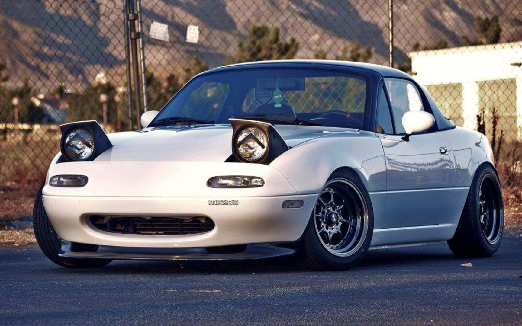 职业概念赛车3马自达mx5na8c颜色展示