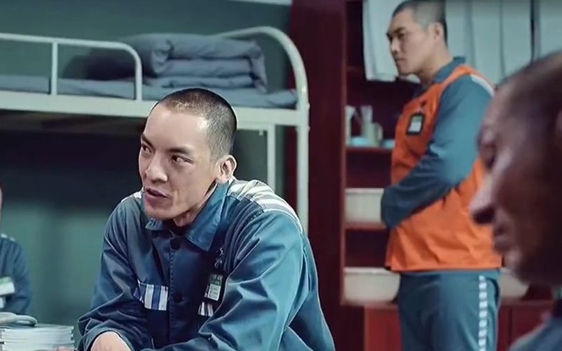 狱霸欺负新人结果是个大人物这回惨了巡回检察组