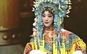 Tải video: 【李慧】黄派《大登殿》-“讲什么节孝两双全”-2018五四青年节京剧演唱会