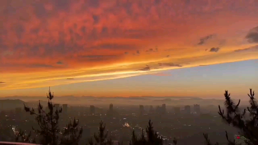 [图]On the top of the hill that located in our city centre！