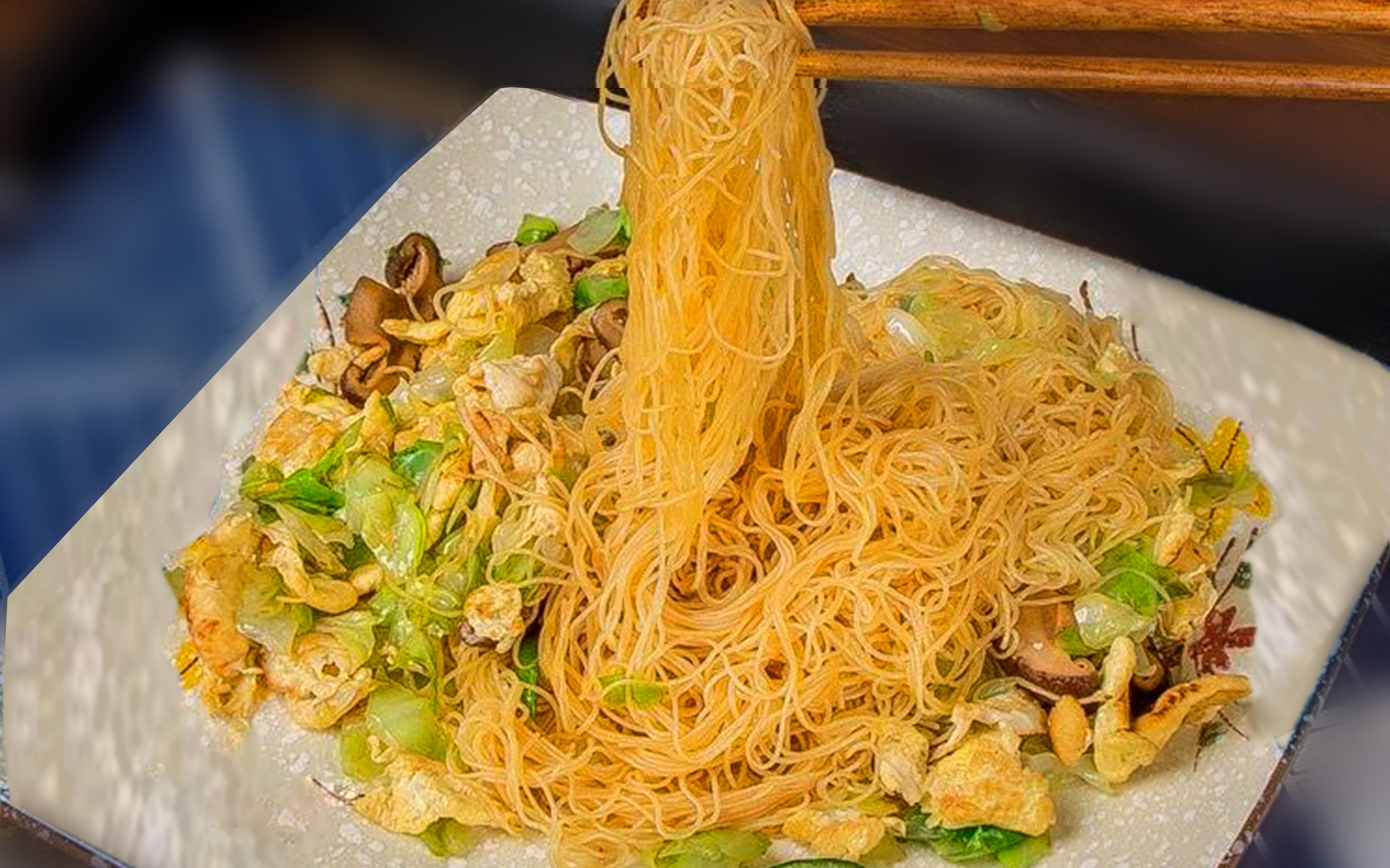 兴化米粉:细滑口感,浓香四溢,品尝福建的地道美食