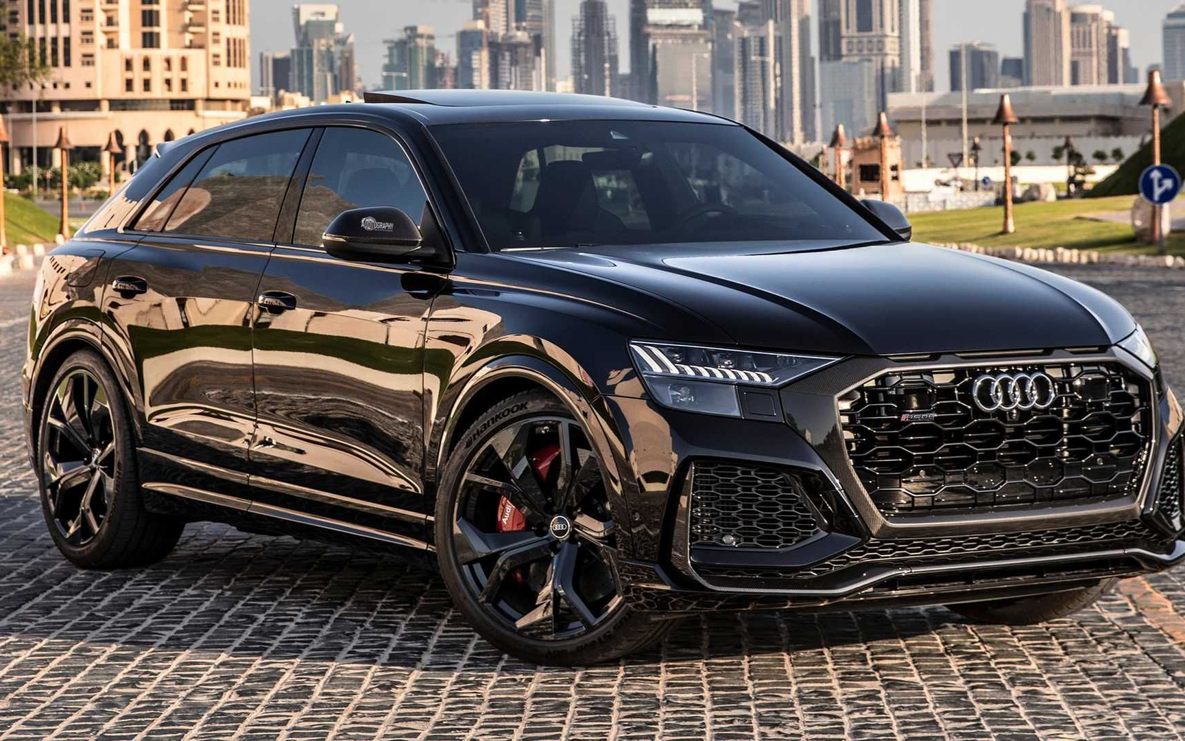 rsq8 地表最强suv?_哔哩哔哩_bilibili