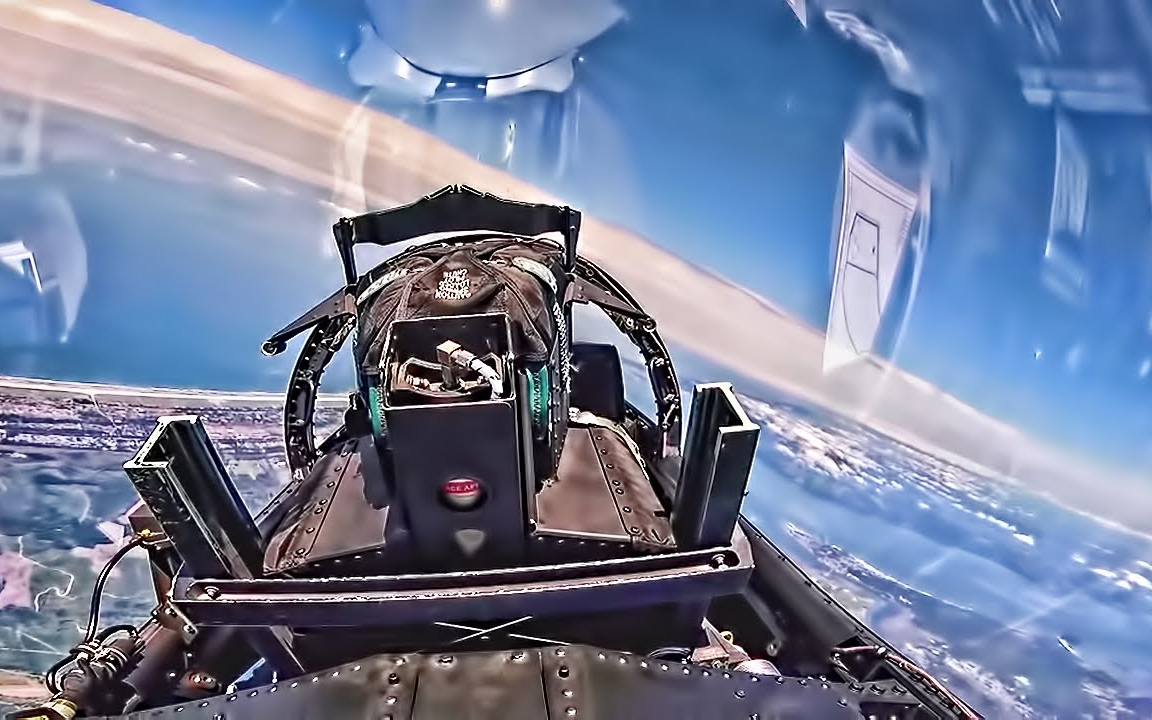 美国空军f15鹰式战斗机驾驶舱gunghovids