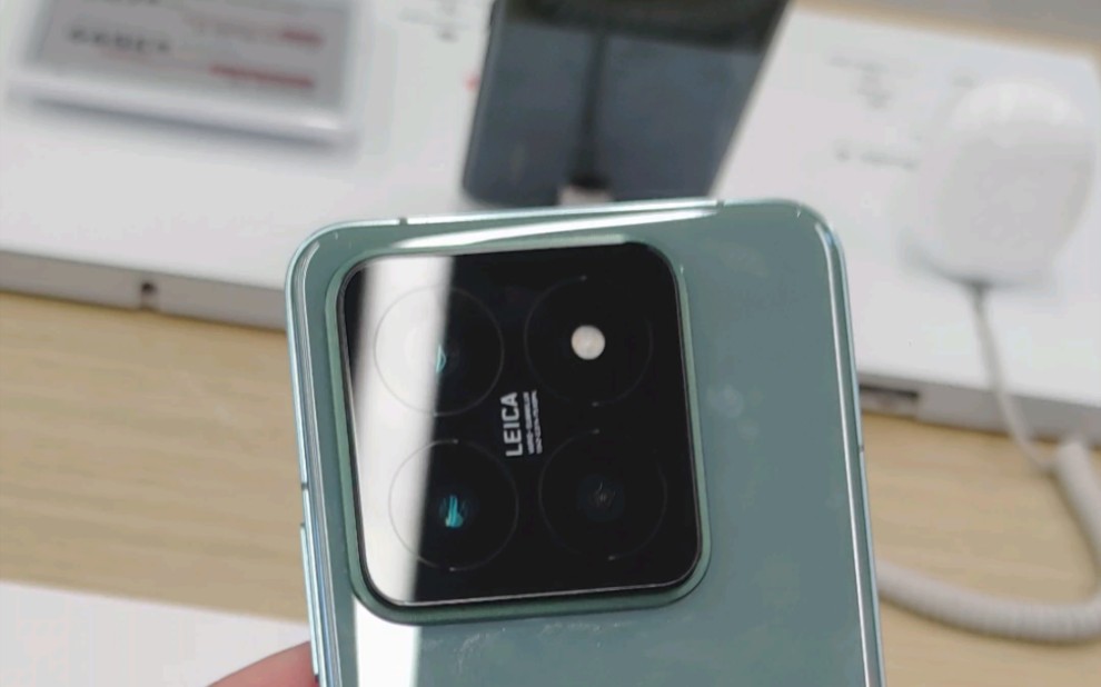 小米14pro岩石青