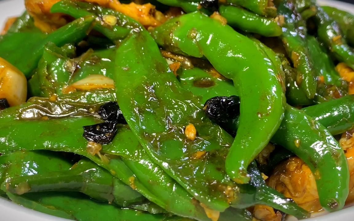 这才是湖南擂辣椒荷包蛋的正宗做法,咸香鲜辣,开胃下饭,真过瘾