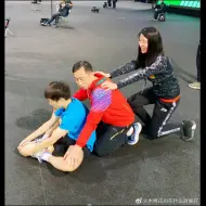 Скачать видео: 危险危险危险，老兔子的红苦茶子