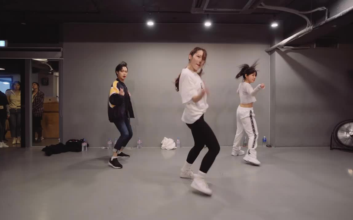 [图]Sheep (Alan Walker Relift) - Lay _ Jane Kim Choreography