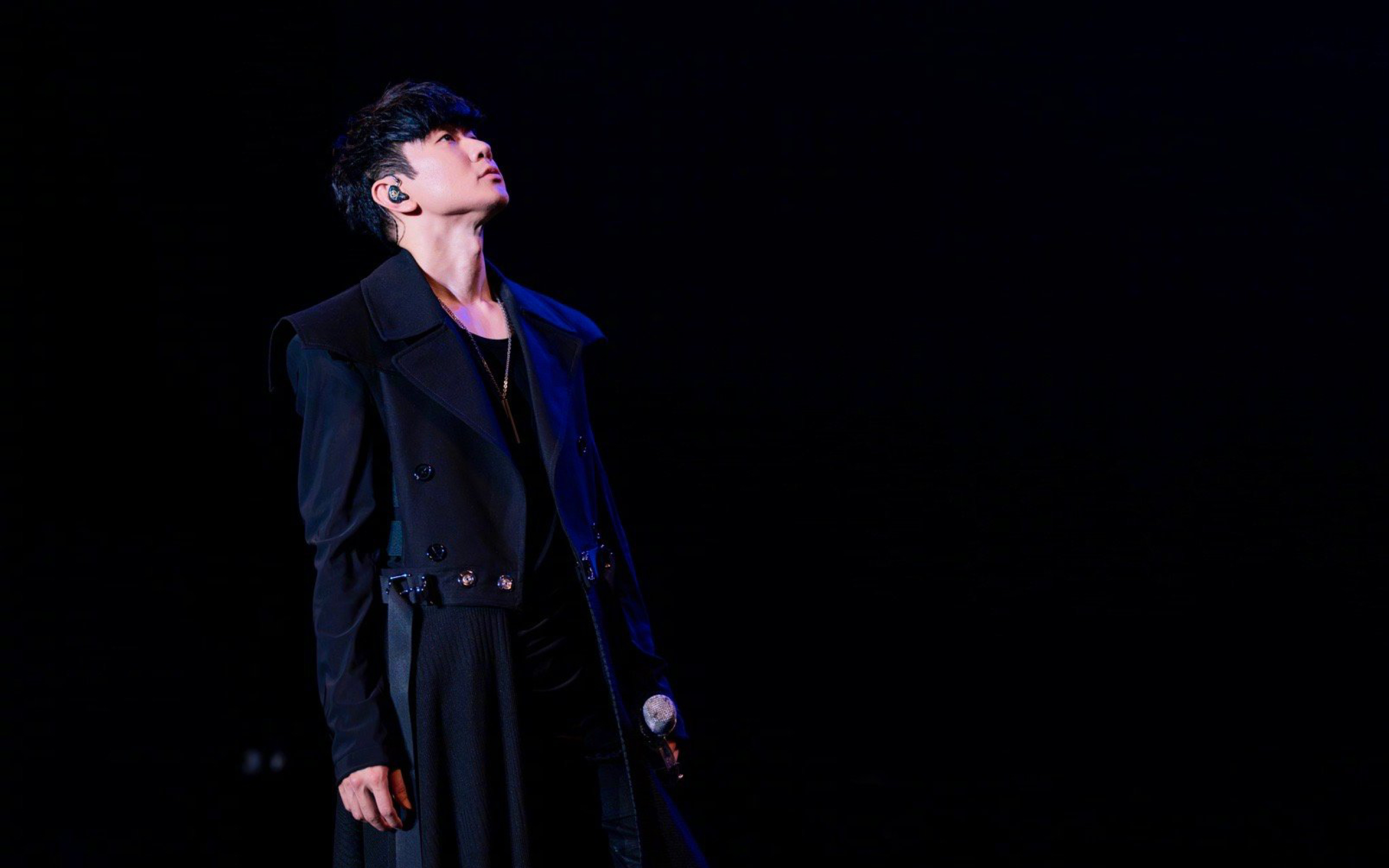 mv里的人来到了现实世界——林俊杰《不死之身》