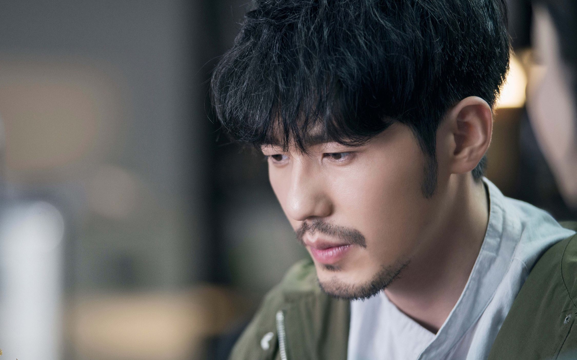 【剧说】白宇,这位全人类最显老的90后,终于靠演技"上位"了